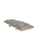 SĒDI UN GUĻ ĀRĀ™