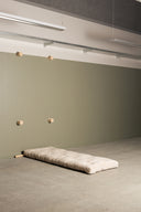 HOOKED SLEEPER CHAIR