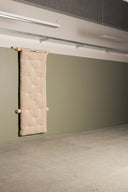 HOOKED SLEEPER CHAIR