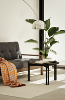 Augstie nūjas galdam